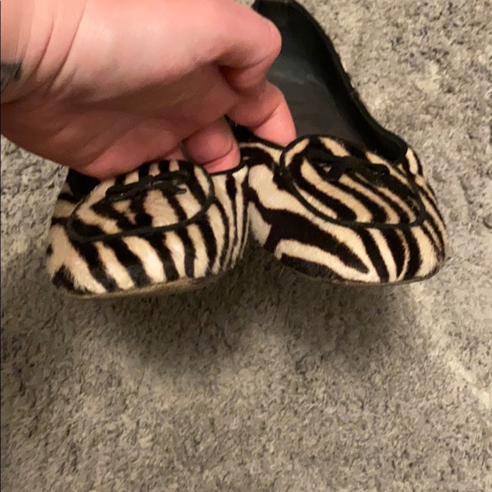 Stuart Weitzman Zebra Flats Size 9.5 - image 7